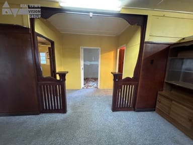 Property 27 Dundas St, Emerald QLD 4720 IMAGE 0