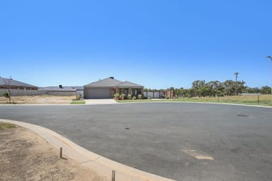 Property 2 Dover Court, WEST WODONGA VIC 3690 IMAGE 0