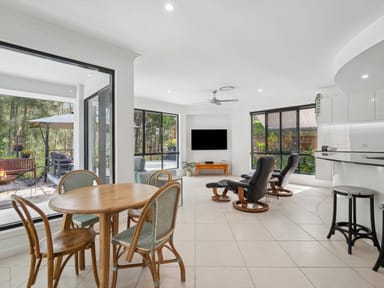 Property 8 Peatling Lane, TWIN WATERS QLD 4564 IMAGE 0