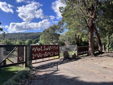 Property 1065 Greendale-Trentham Road, Blackwood VIC 3458 IMAGE 0