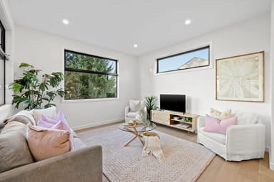 Property 1,5 & 8/1 Laurence Grove, RINGWOOD EAST VIC 3135 IMAGE 0