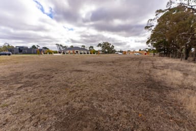 Property 8 Avancer Court, Cardigan VIC 3352 IMAGE 0