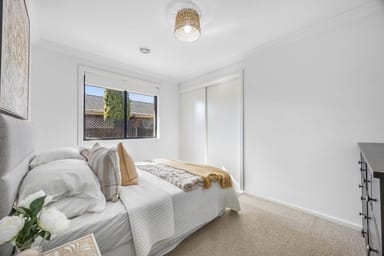 Property 11 Ruthven Close, Hillside VIC 3037 IMAGE 0