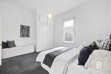 Property 33 Little Clyde Street, Soldiers Hill VIC 3350 IMAGE 0