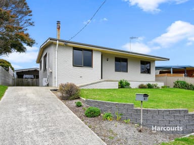 Property 16 Walker Street, WYNYARD TAS 7325 IMAGE 0