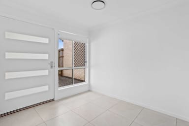 Property 5 Acacia Street, Bahrs Scrub QLD 4207 IMAGE 0