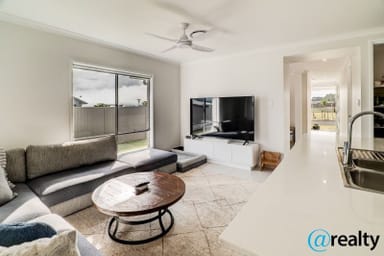 Property 32 Paroo Street, Plainland QLD 4341 IMAGE 0