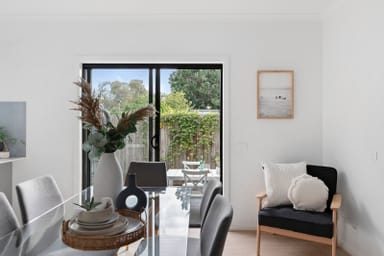 Property 2 Holroyd Street, Seaford VIC 3198 IMAGE 0