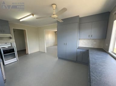 Property 2 Bendee Cres, Blackwater QLD 4717 IMAGE 0