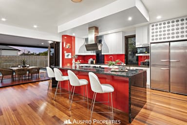 Property 176 The Parkway, STRETTON QLD 4116 IMAGE 0