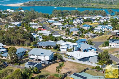 Property 11 Jenny Lind Court, Boyne Island QLD 4680 IMAGE 0