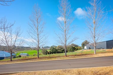 Property 10 Cottonwood Close, Kangaroo Gully WA 6255 IMAGE 0