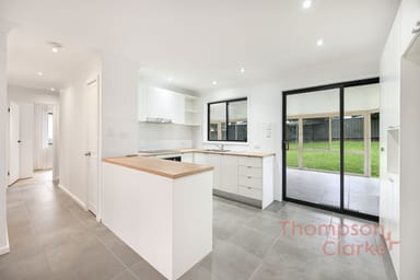 Property 8 Yeoman Avenue, Metford NSW 2323 IMAGE 0