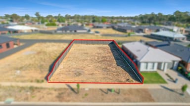 Property 18 Dairy Crescent, Maryborough VIC 3465 IMAGE 0