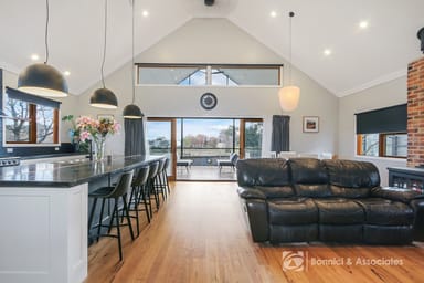 Property 18 John Street, Beechworth VIC 3747 IMAGE 0