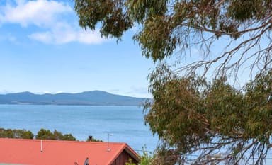Property 4 Pine Court, Primrose Sands TAS 7173 IMAGE 0