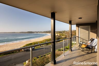 Property 24 Beach Road, MOLLYMOOK BEACH NSW 2539 IMAGE 0