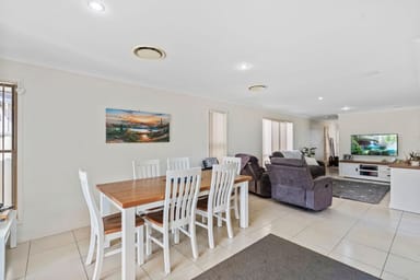 Property 31 Barnham Street, WYNNUM QLD 4178 IMAGE 0