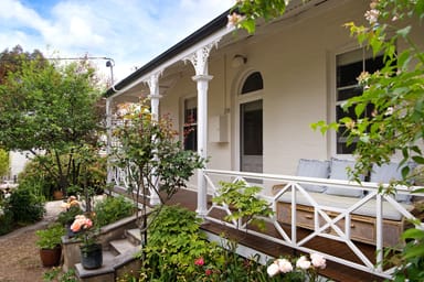 Property 8 Goldsmith Crescent, Castlemaine VIC 3450 IMAGE 0