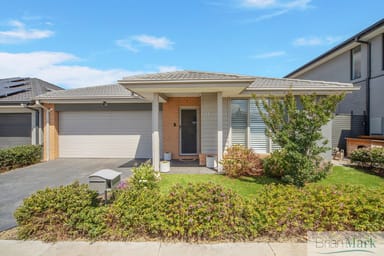 Property 24 Bankston Road, Werribee VIC 3030 IMAGE 0