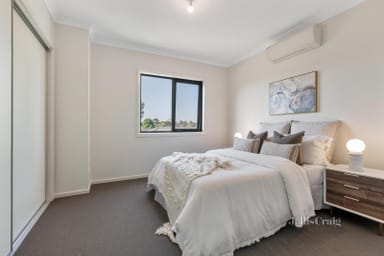 Property 7 Old School Road, Notting Hill VIC 3168 IMAGE 0