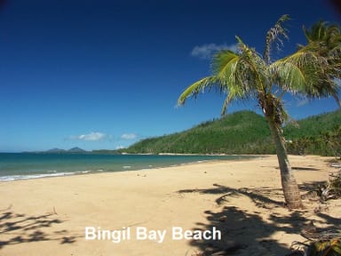 Property 7 Bicton Close, BINGIL BAY QLD 4852 IMAGE 0