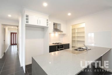 Property 7 Vincent Street, BELLBIRD PARK QLD 4300 IMAGE 0