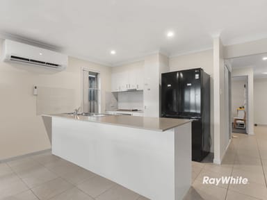 Property 3 Haystack Close, PARK RIDGE QLD 4125 IMAGE 0