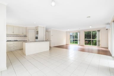 Property 17 Paratone Crescent, St Albans Park VIC 3219 IMAGE 0