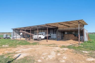 Property 720 Bowhill Road, Burdett SA 5253 IMAGE 0