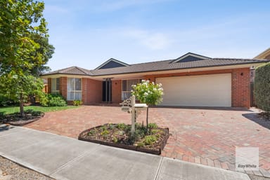 Property 7 Salvana Court, TAYLORS LAKES VIC 3038 IMAGE 0