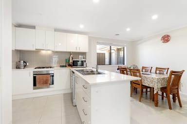 Property 32 Brookfields Mews, Lavington NSW 2641 IMAGE 0