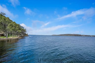 Property 4 Sealand Road, FISHING POINT NSW 2283 IMAGE 0