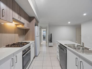 Property 48 Belyando Street, HOLMVIEW QLD 4207 IMAGE 0