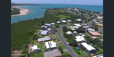 Property 11 Hackett Court, CAMPWIN BEACH QLD 4737 IMAGE 0