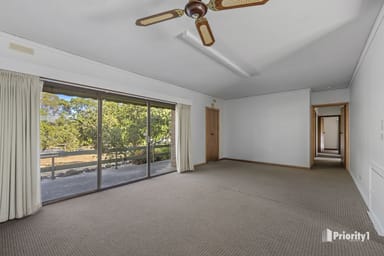 Property 21 Woodbury Court, Strathdale VIC 3550 IMAGE 0