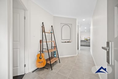 Property 17 Mallicoola Crescent, EDMONTON QLD 4869 IMAGE 0