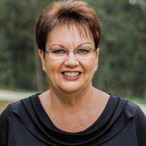 Property Agent Sue Rosella