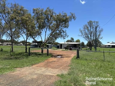 Property 7 Banks Street, Yuleba QLD 4427 IMAGE 0