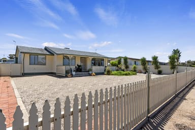 Property 19 Bridge Road, ARDROSSAN SA 5571 IMAGE 0