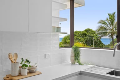 Property 2/14 Nelson Parade, Manly QLD 4179 IMAGE 0