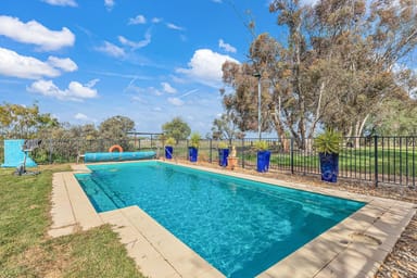 Property 8780 Murray Valley Highway, ECHUCA VILLAGE VIC 3564 IMAGE 0