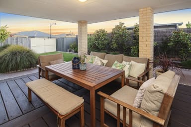 Property 21 Monclair Circuit, DUNSBOROUGH WA 6281 IMAGE 0