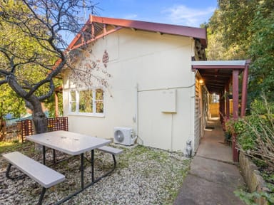 Property 1 and 1A, 4 Brett Rd, Warburton VIC 3799 IMAGE 0