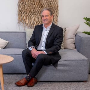 Property Agent Wayne Stewart