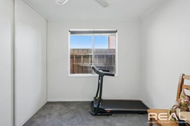 Property 7 Sussex Court, Craigmore SA 5000 IMAGE 0