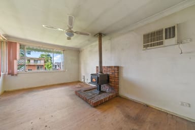 Property 7 Erin Ave, BERKELEY VALE NSW 2261 IMAGE 0