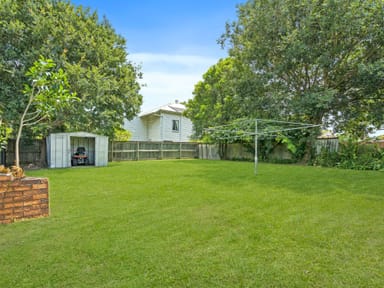 Property 76 Chandos Street, Wynnum West QLD 4178 IMAGE 0