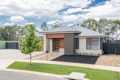 Property 16 Cambridge Drive, Shepparton North VIC 3631 IMAGE 0