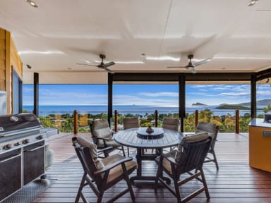 Property 13 Blackcurrant Drive, Hideaway Bay QLD 4800 IMAGE 0